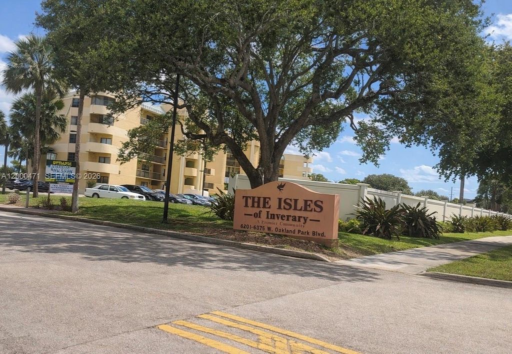 6475 W Oakland Park Boulevard 308, Lauderhill, FL 33313