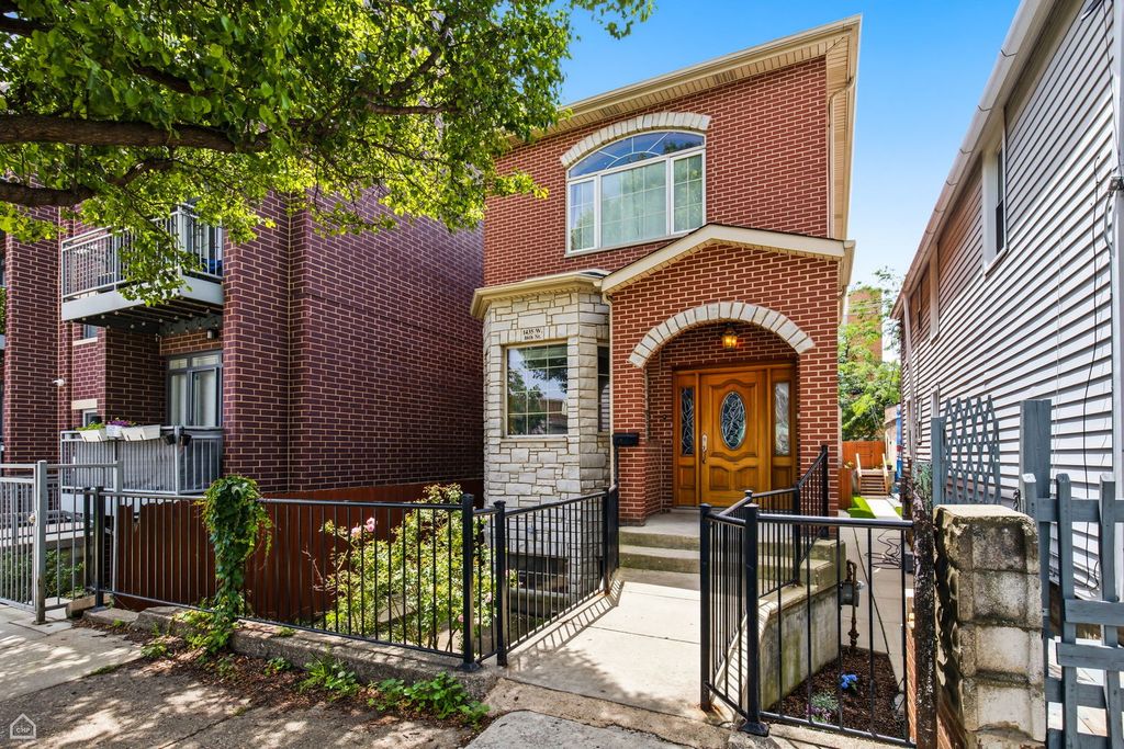 1435 W 16th Street, Chicago, IL 60608