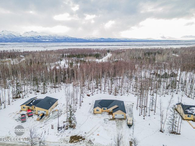 7618 W Hentila Street, Wasilla, AK 99623