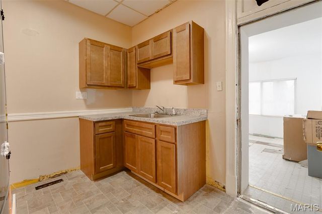 6610 W Florissant Avenue, Jennings, MO 63136