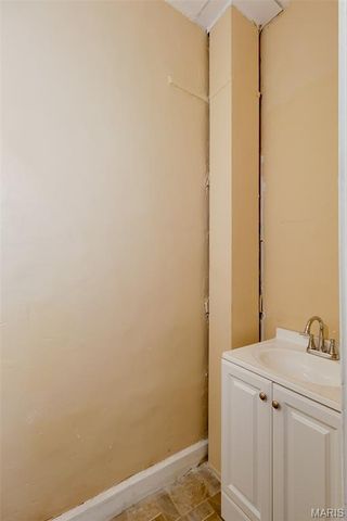 6610 W Florissant Avenue, Jennings, MO 63136