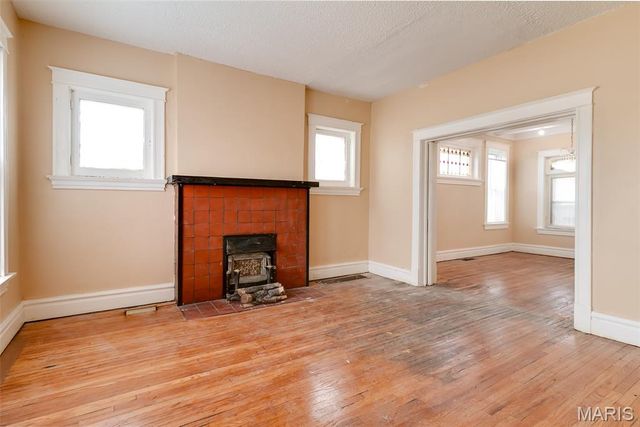 6610 W Florissant Avenue, Jennings, MO 63136