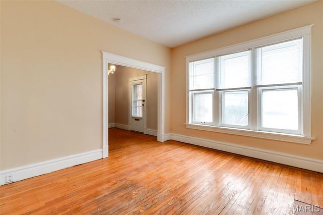 6610 W Florissant Avenue, Jennings, MO 63136