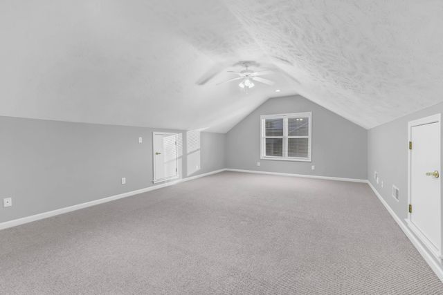 445 Country Club Ct, Clarksville, TN 37043