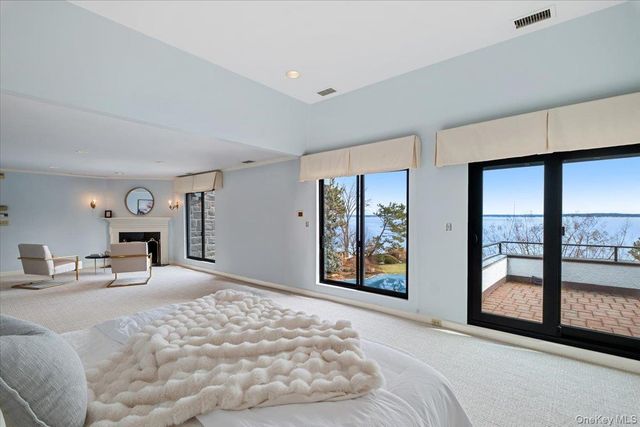 19 Oak Bluff Avenue, Larchmont, NY 10538