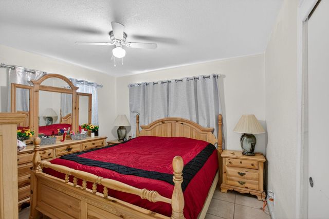 621 50th Street, West Palm Beach, FL 33407