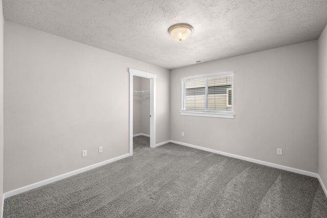 1229 S Greenacres Ct, Greenacres, WA 99016