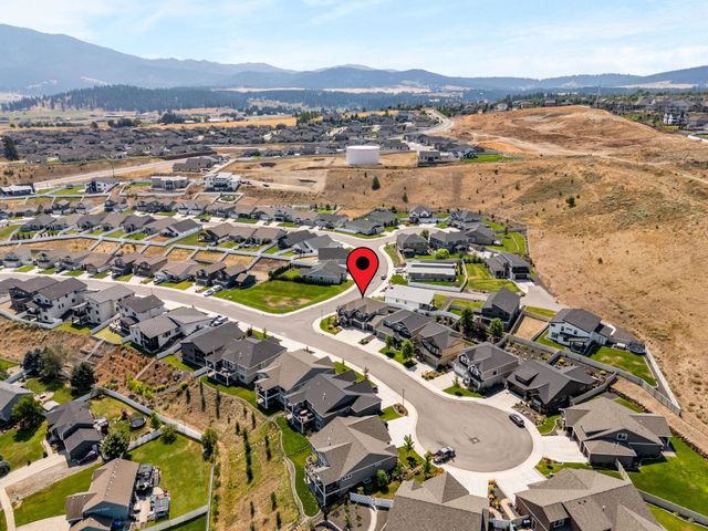 1229 S Greenacres Ct, Greenacres, WA 99016