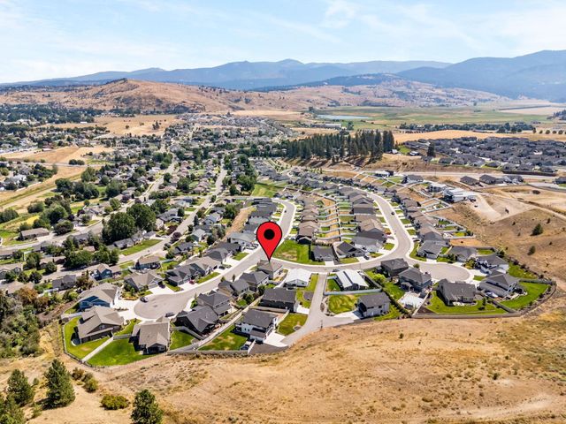 1229 S Greenacres Ct, Greenacres, WA 99016
