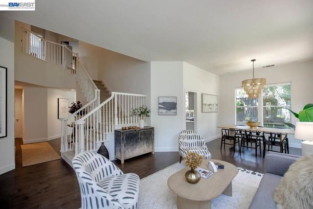 367 Creedon Cir, Alameda, CA 94502