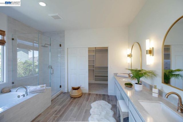 367 Creedon Cir, Alameda, CA 94502