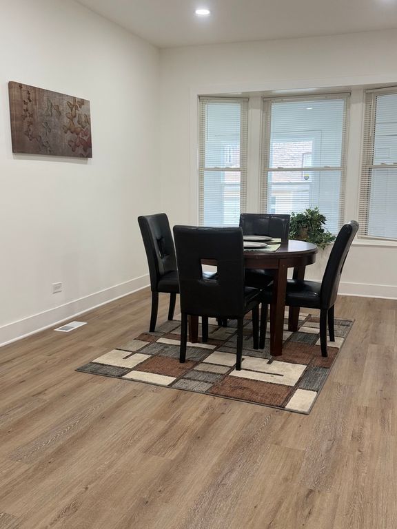 7000 S Eberhart Avenue, Chicago, IL 60637 — photo 4