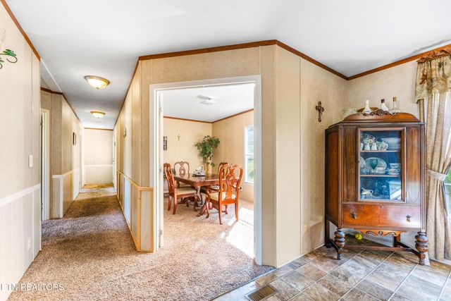 344 Johnson Farm Rd, Maynardville, TN 37807