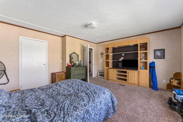 344 Johnson Farm Rd, Maynardville, TN 37807