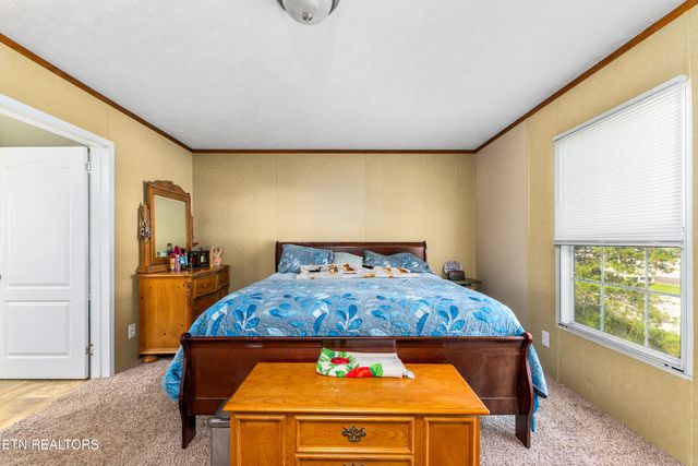 344 Johnson Farm Rd, Maynardville, TN 37807
