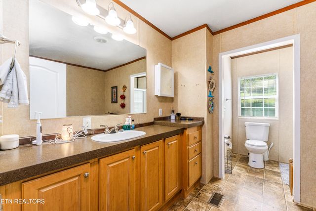 344 Johnson Farm Rd, Maynardville, TN 37807