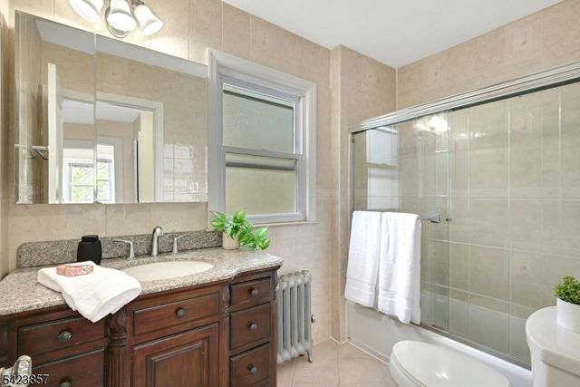 501 Cumberland Ave, Teaneck Twp., NJ 07666