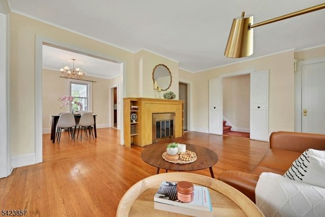 501 Cumberland Ave, Teaneck Twp., NJ 07666