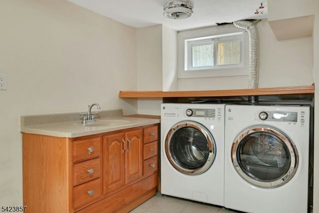 501 Cumberland Ave, Teaneck Twp., NJ 07666