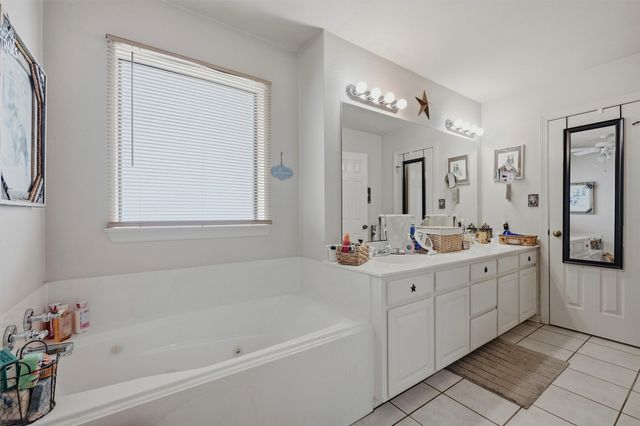 7277 W Line Road, Collinsville, TX 76233