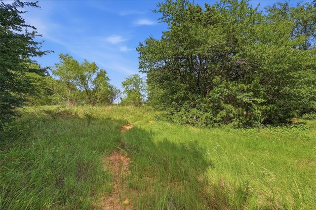 7277 W Line Road, Collinsville, TX 76233