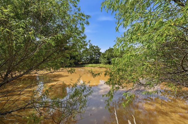 7277 W Line Road, Collinsville, TX 76233