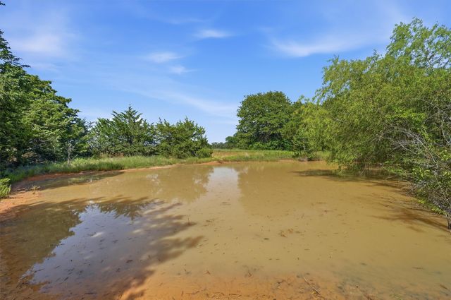 7277 W Line Road, Collinsville, TX 76233
