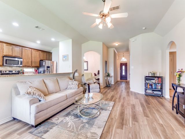 1317 Castlegar Lane, Fort Worth, TX 76247