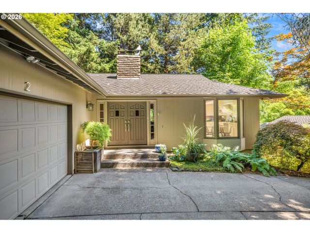 2 OFFENBACH Pl, Lake Oswego, OR 97035