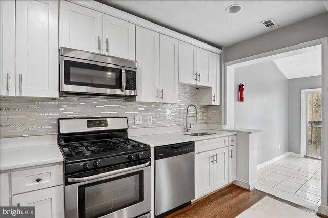 82 ELMIRA ST SW, Washington, DC 20032