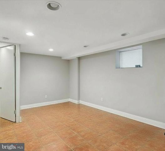 82 ELMIRA ST SW, Washington, DC 20032