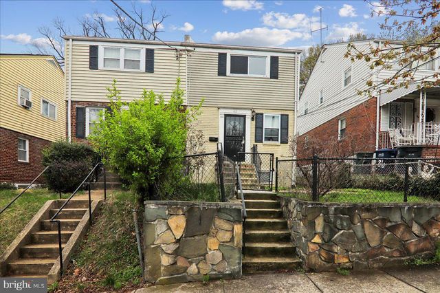 82 ELMIRA ST SW, Washington, DC 20032