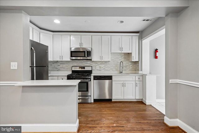 82 ELMIRA ST SW, Washington, DC 20032