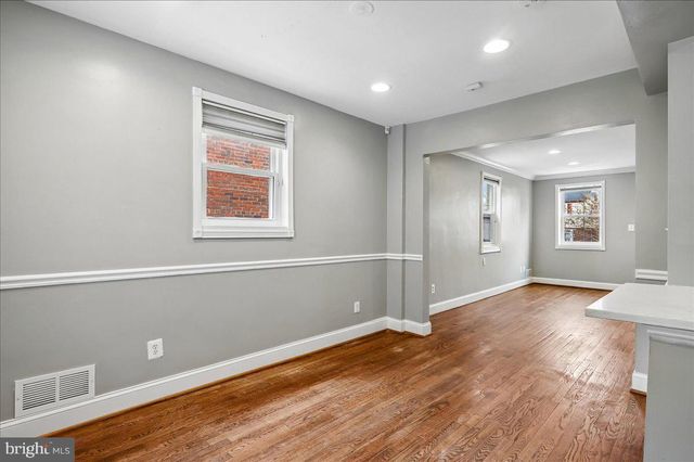 82 ELMIRA ST SW, Washington, DC 20032