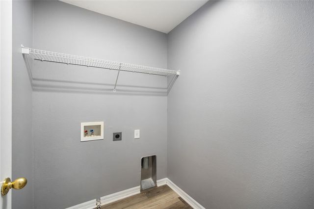 6304 CHERRY BLOSSOM TRAIL, Gibsonton, FL 33534