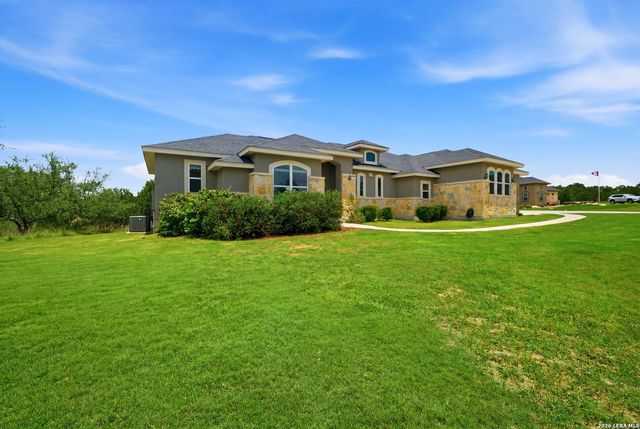 124 Merlin Ct, Spring Branch, TX 78070