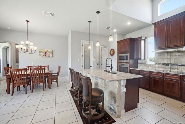 124 Merlin Ct, Spring Branch, TX 78070