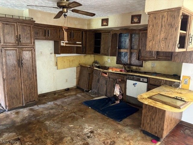 7398 Shisler Street NE, Canton, OH 44721