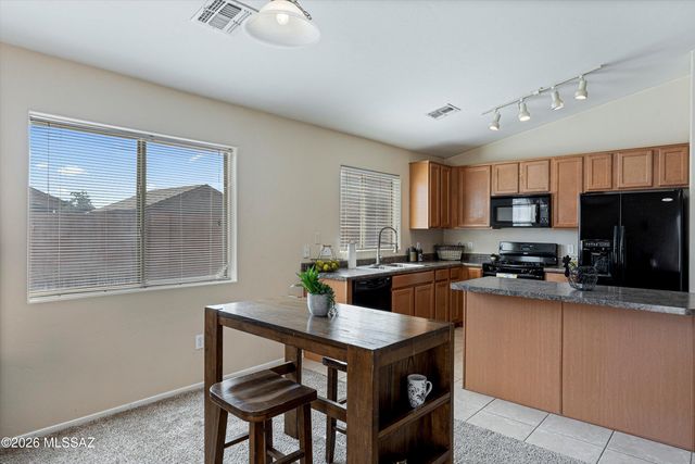 11488 W Caliche Drive, Marana, AZ 85658