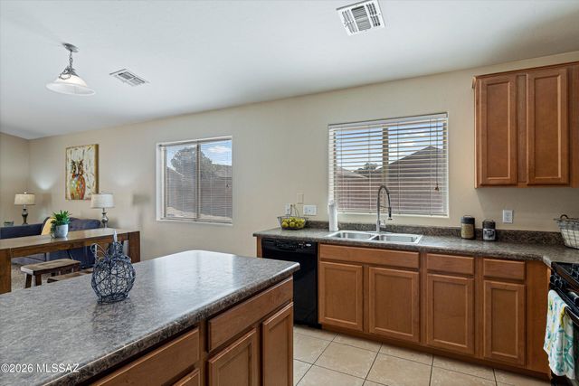 11488 W Caliche Drive, Marana, AZ 85658