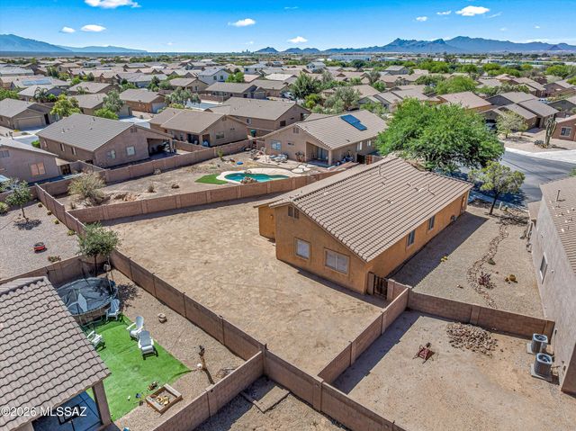 11488 W Caliche Drive, Marana, AZ 85658