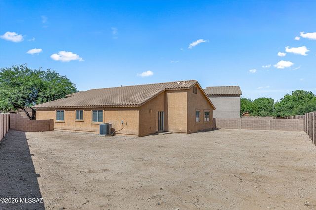 11488 W Caliche Drive, Marana, AZ 85658