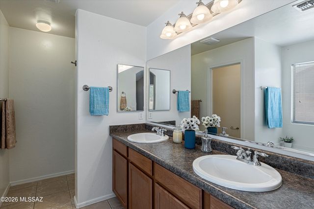 11488 W Caliche Drive, Marana, AZ 85658