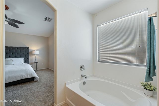 11488 W Caliche Drive, Marana, AZ 85658