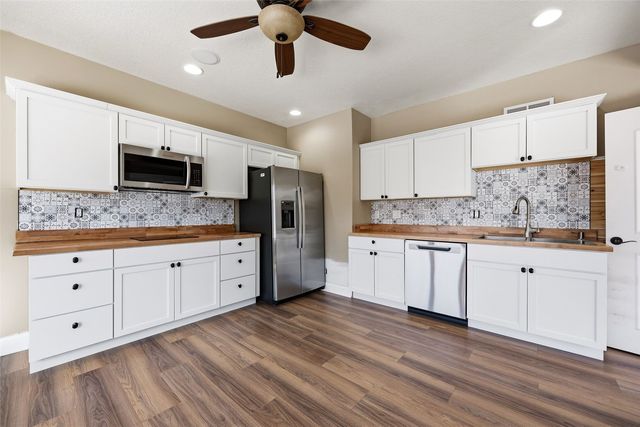 195 Morgan Court, Cedar Rapids, IA 52411