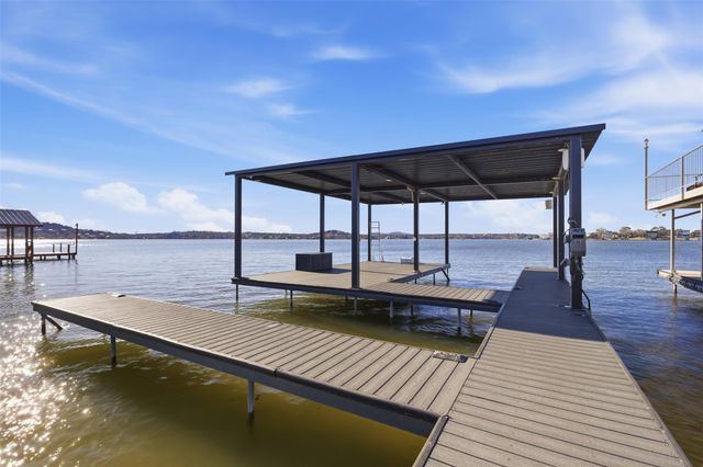 1104 Impala DR, Granite Shoals, TX 78654