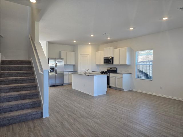 1816 Four Waters LOOP, Georgetown, TX 78628