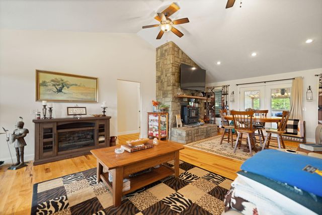 46 Poplar Grove Church Road, Gray, KY 40734