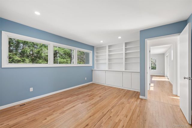 7 Pine Lane, Quogue, NY 11959