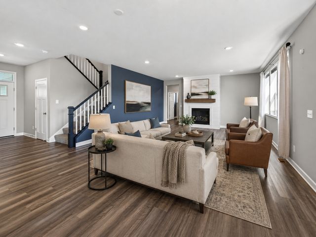 19116 Iden Avenue, Lakeville, MN 55044